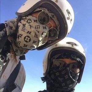 Meet your Posher, Isaac